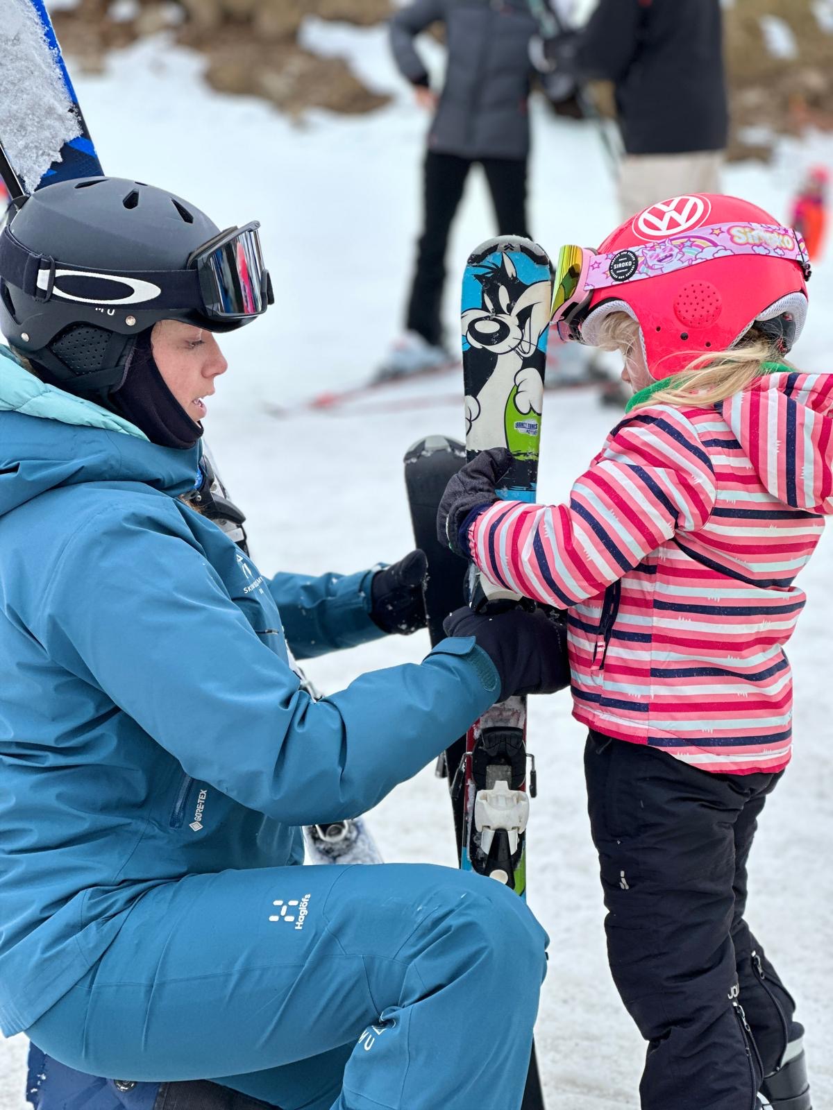 1. CLASE PARTICULAR ESQUÍ ASTÚN